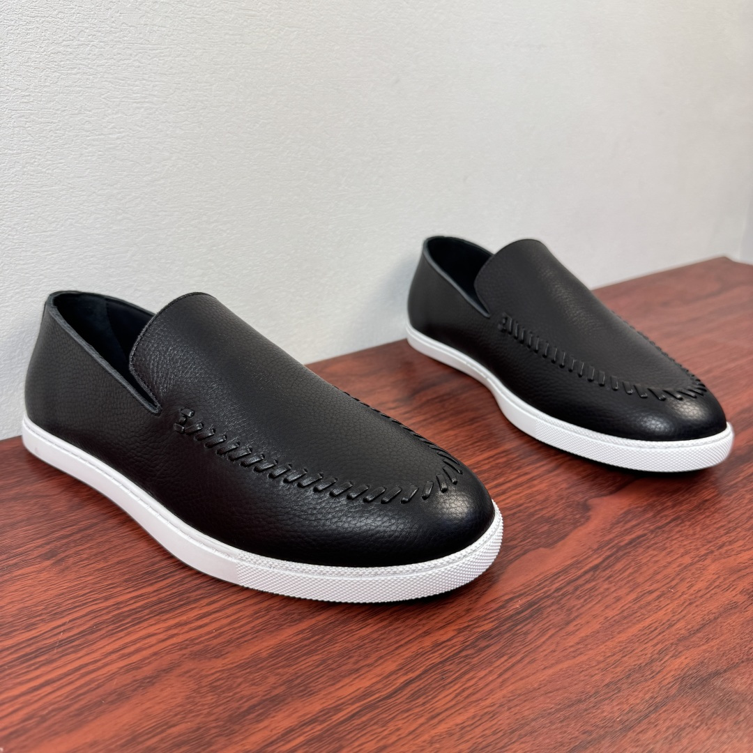 Hermes Men's Mind leather loafer