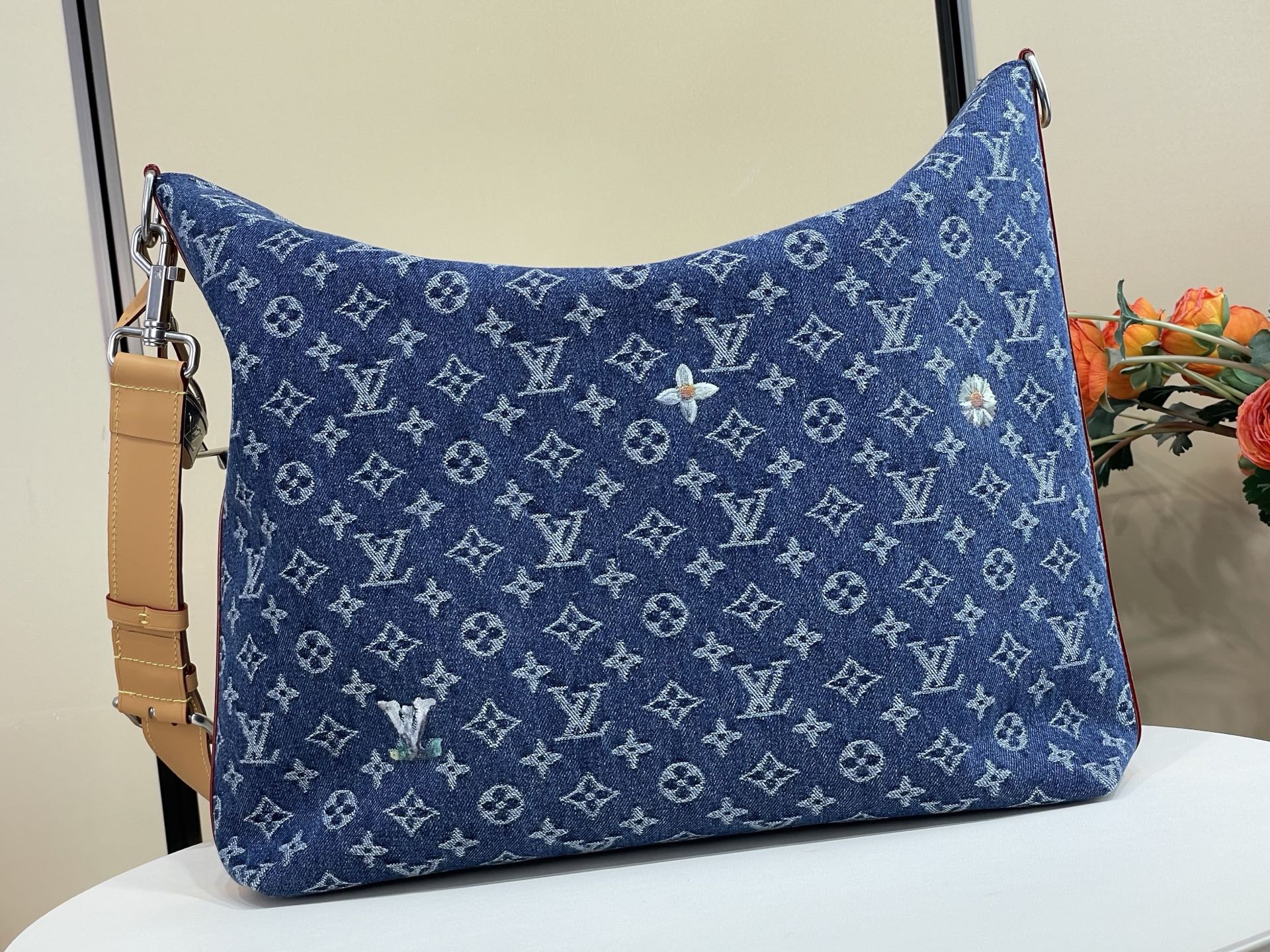 Louis Vuitton VAGABOND HOBO handbag