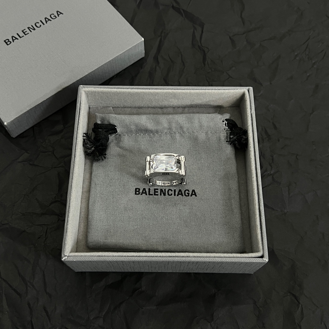 Balenciaga  ring