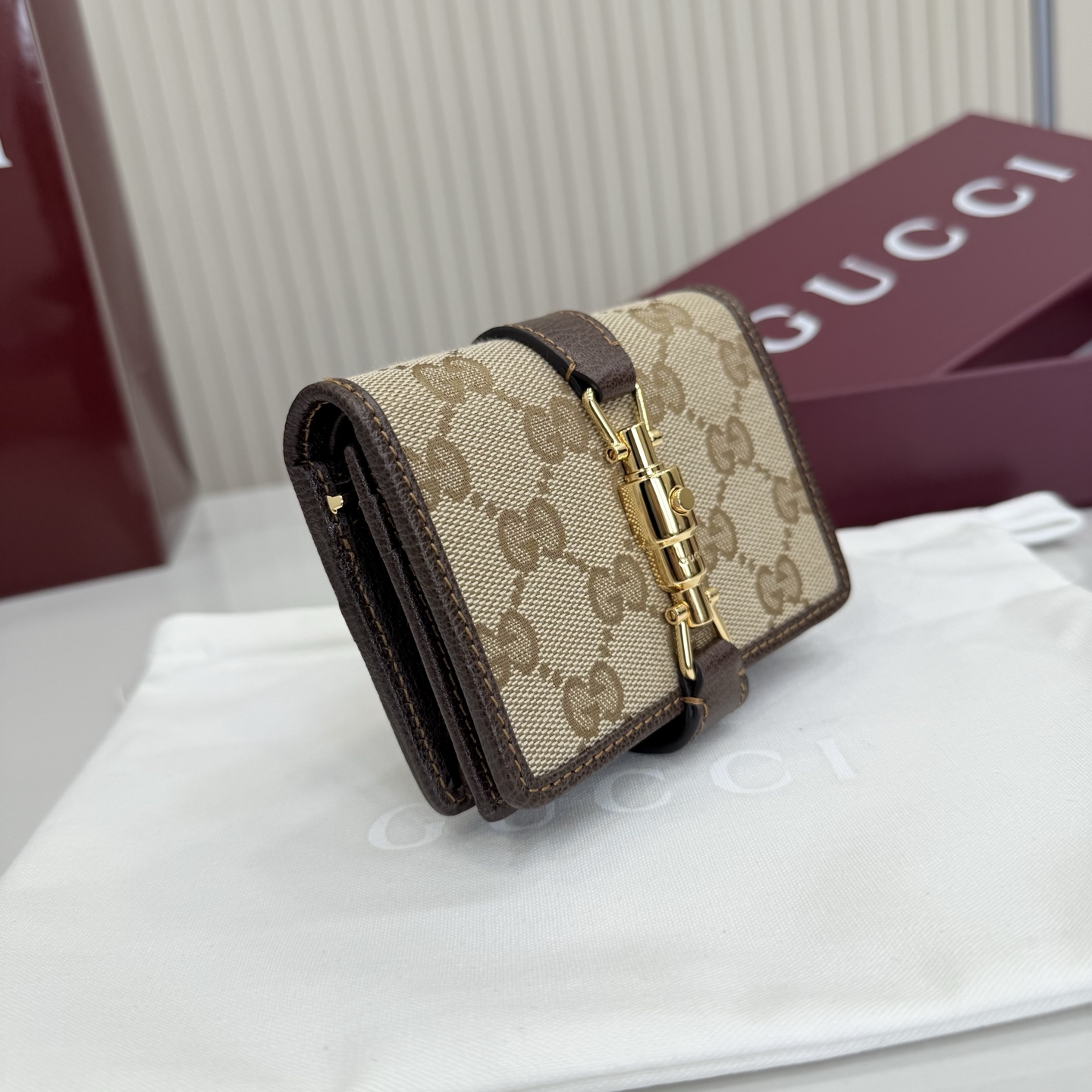 Gucci Jackie medium wallet 867166