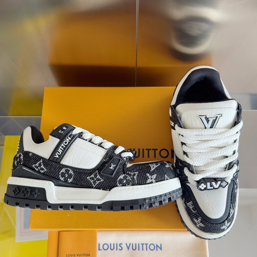LV Unisex Trainer Maxi Sport Shoes