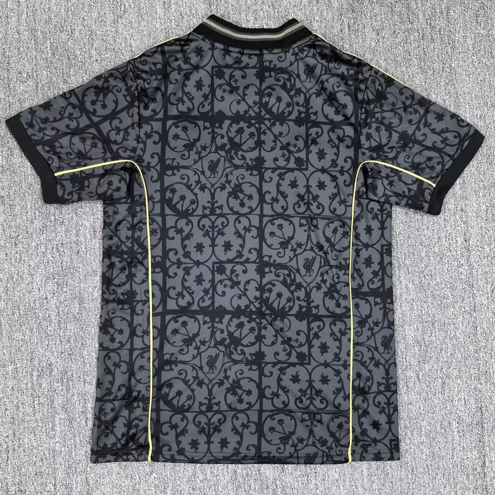 2025-26 Liverpool FC. Special Edition Black Fans Football Shirt 1:1 Thai Quality