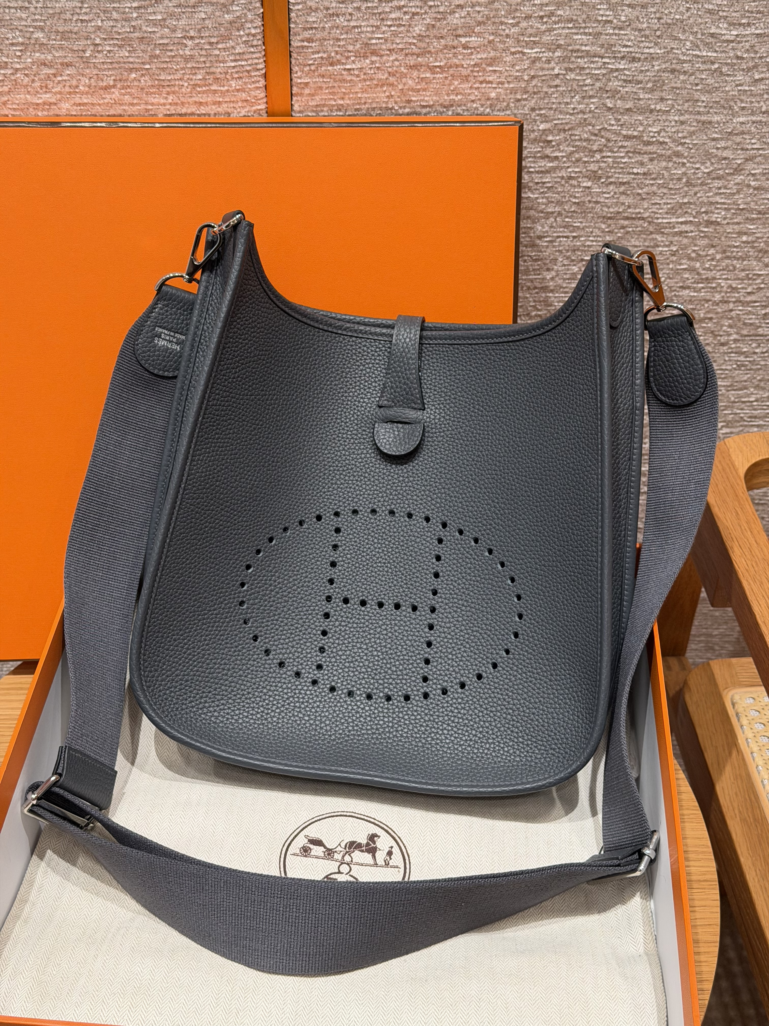 Hermes Gris Misty Clemence Evelyne III 29