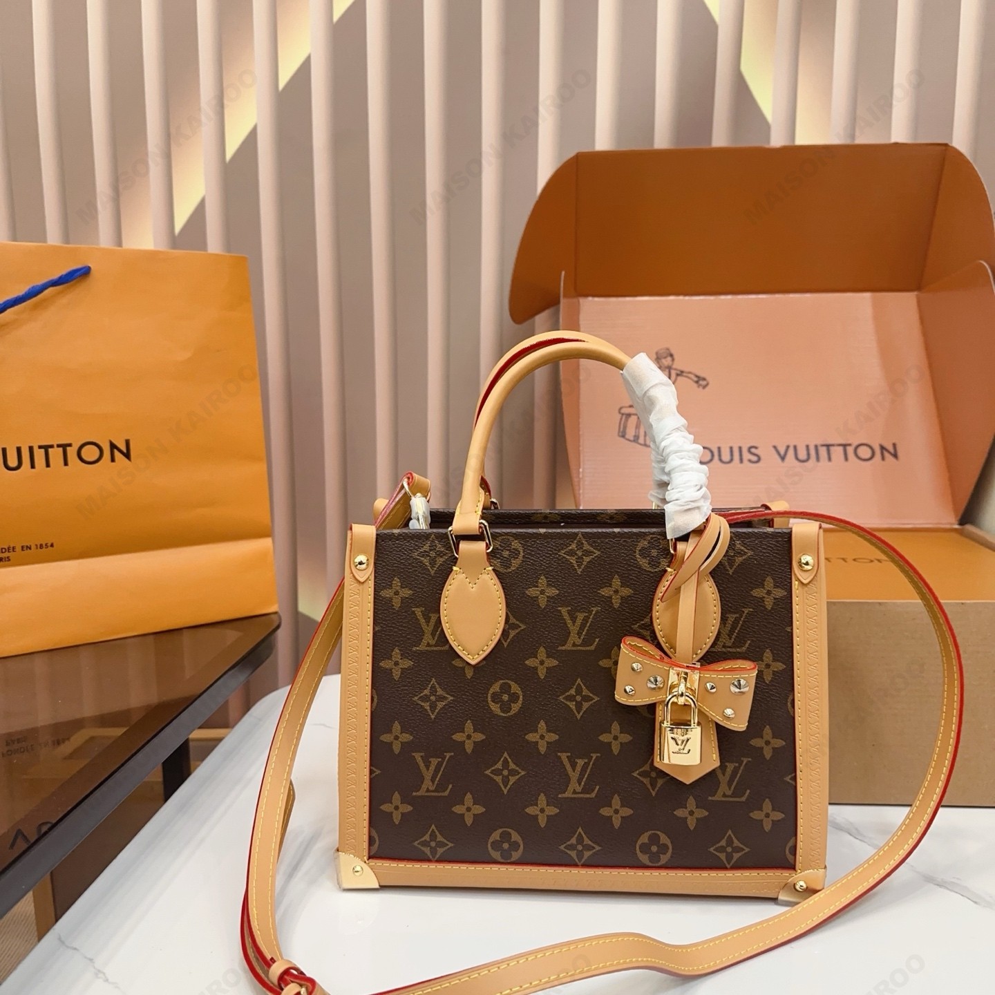 Louis Vuitton LV OnTheGo PM Studded Trunk Corners Brown Monogram Canvas Top Handle Tote Bag - KAIROO