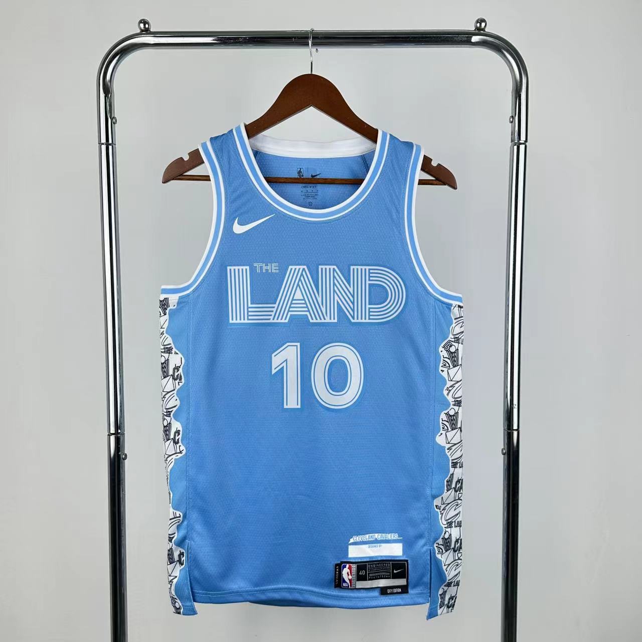 25 Season Cleveland Cavaliers City Edition #10