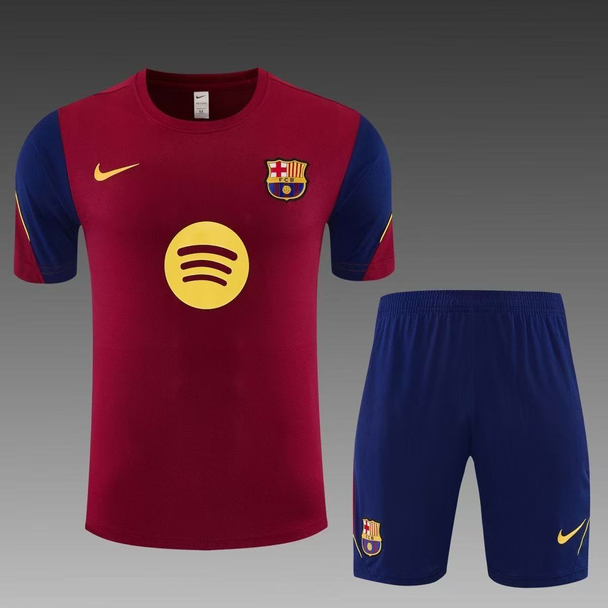 26/27Home Pre-Match Training Set