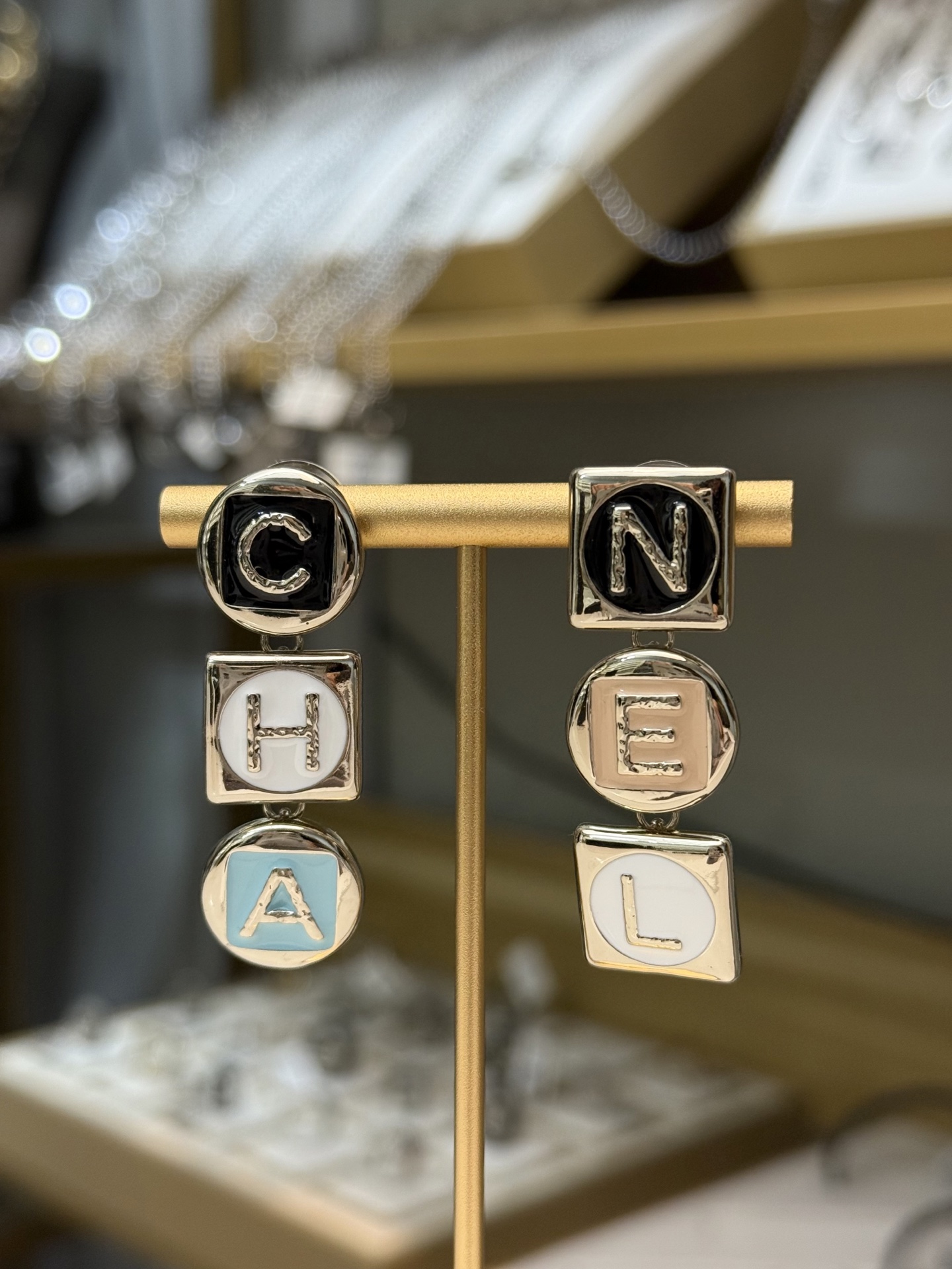 Chanel Fashion Earrings