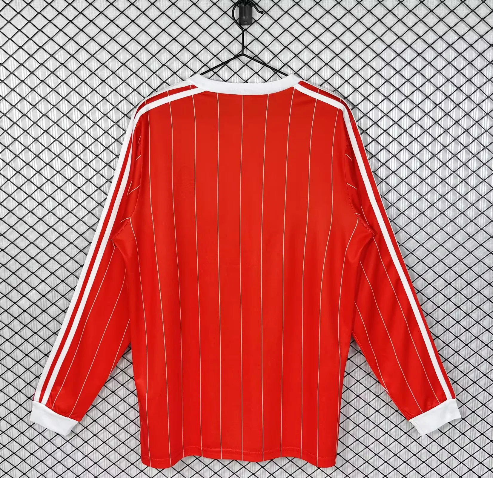 Retro Nottingham Forest 82/84 Home Jersey Long Sleeves S-XXL