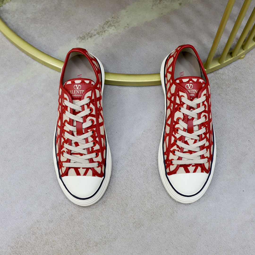 Valentino Toile Iconographe Red Jacquard Leather Canvas Totaloop Low-top Sneakers - KAIROO