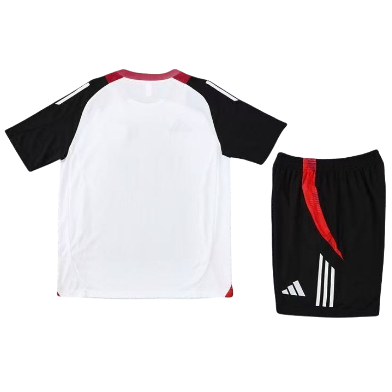 Manchester United Training clothes Football Shirt 2025/2026  Kids Size