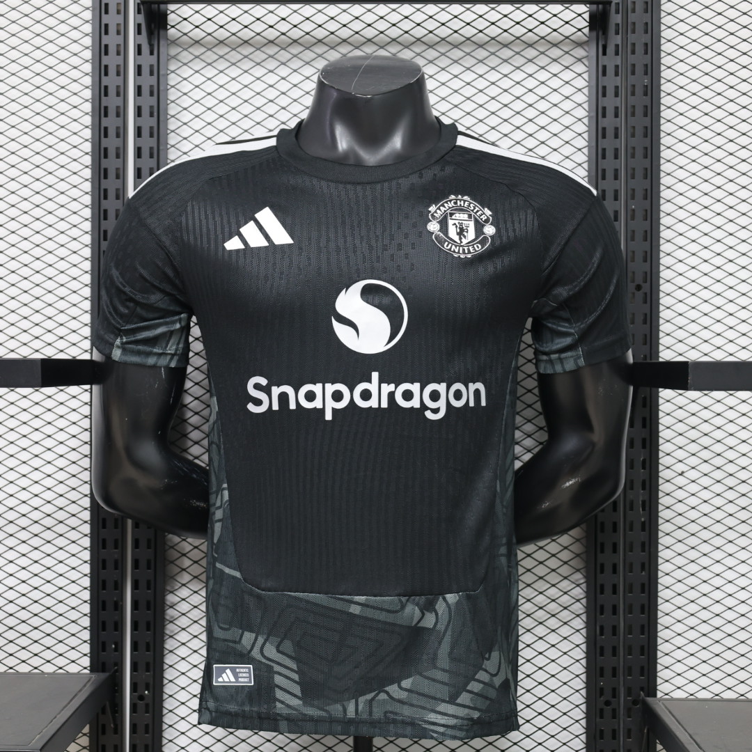 Manchester United Goalkeeper Jersey Player Version 26/27
