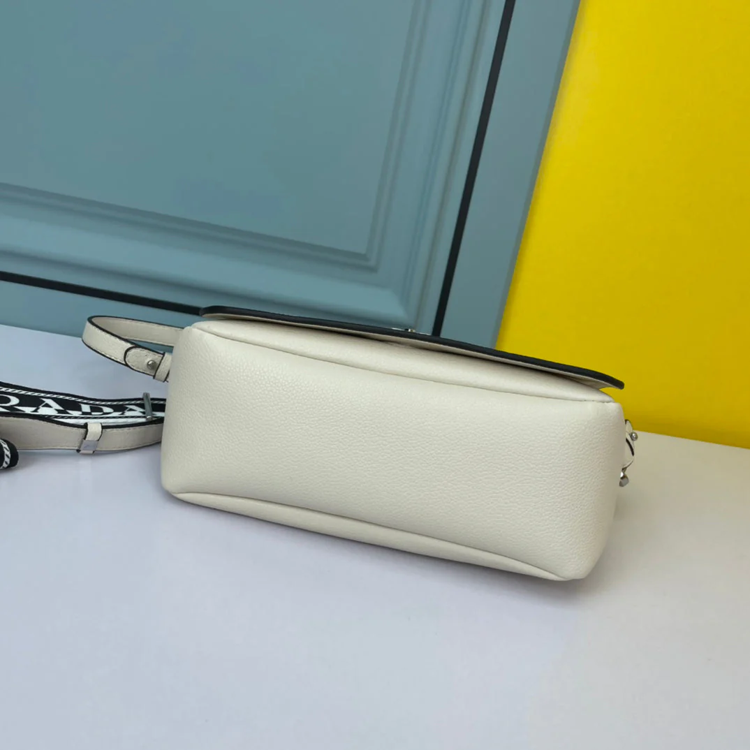 Prada  24 BAG WITH STRAP IN WHITE CALFSKIN
