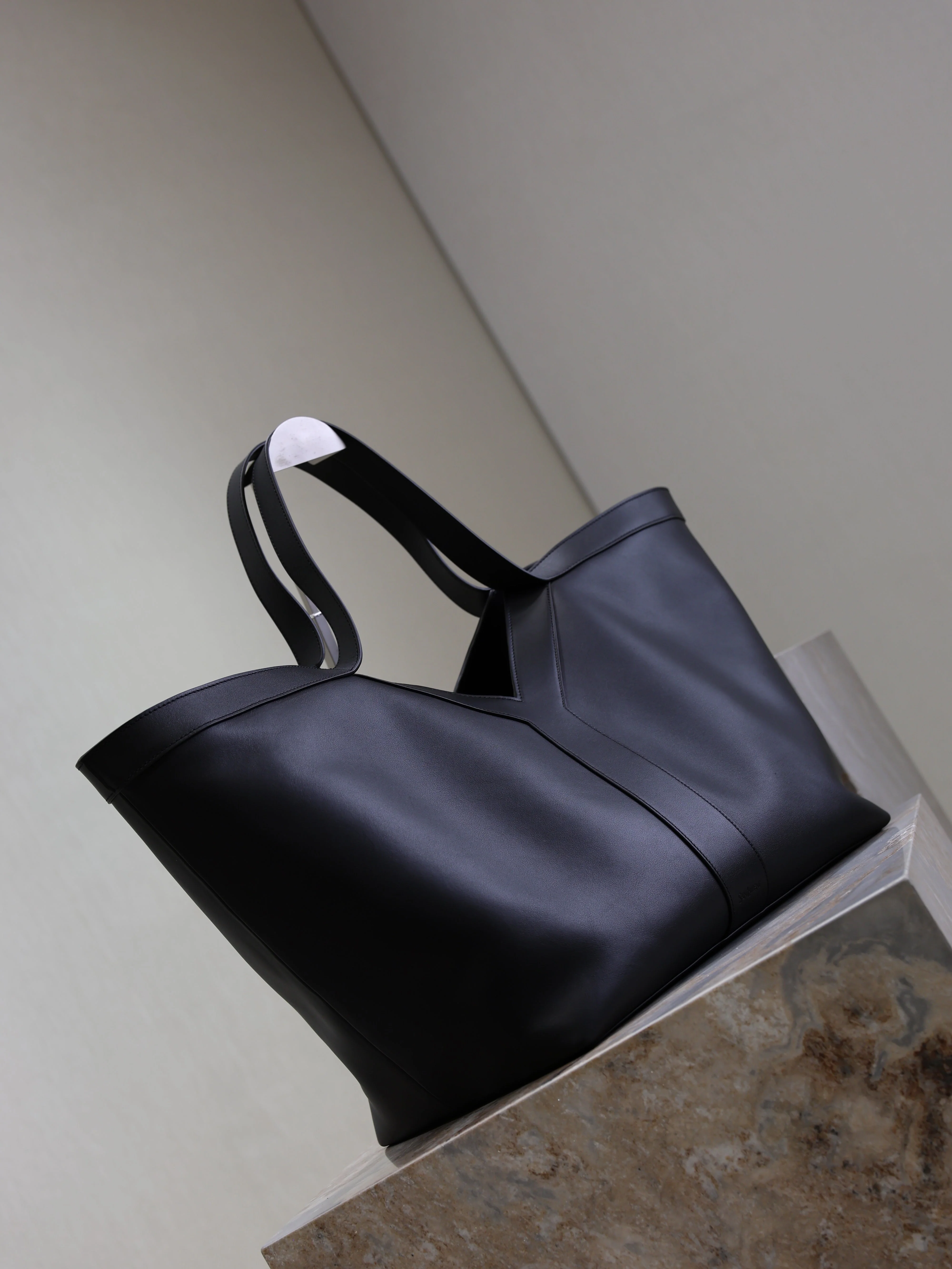 Saint Laurent YSL  Tote Bag Black Cowhide