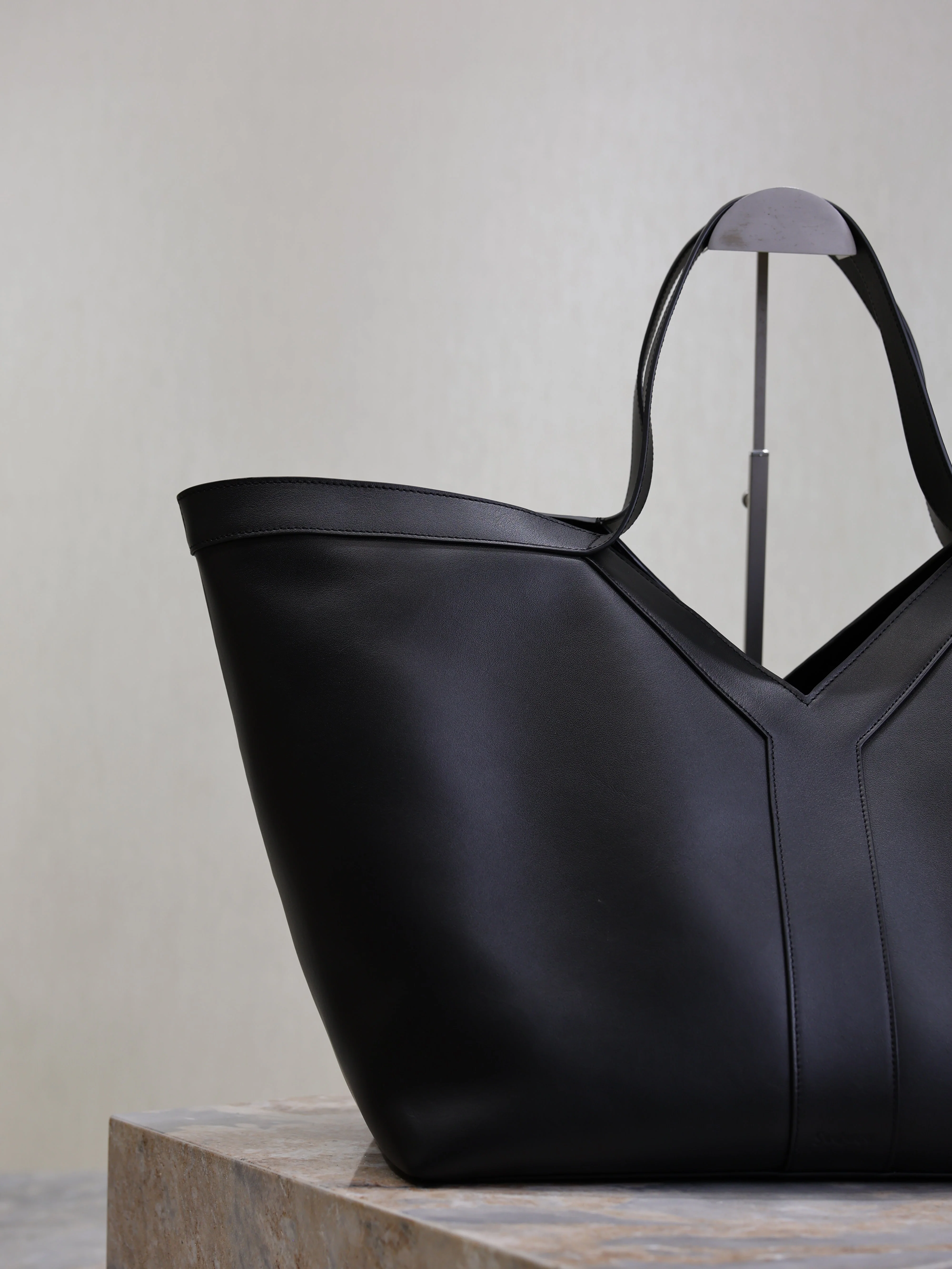 Saint Laurent YSL  Tote Bag Black Cowhide