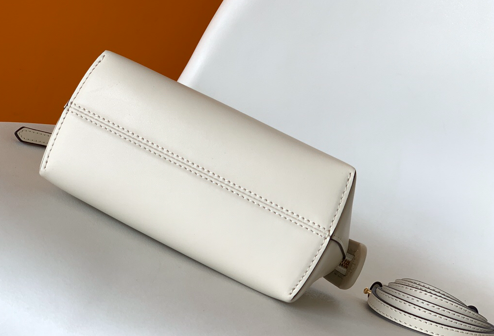 FENDI - By The Way Series Calfskin Boston Bag Shoulder Crossbody Handbag Mini Bag White