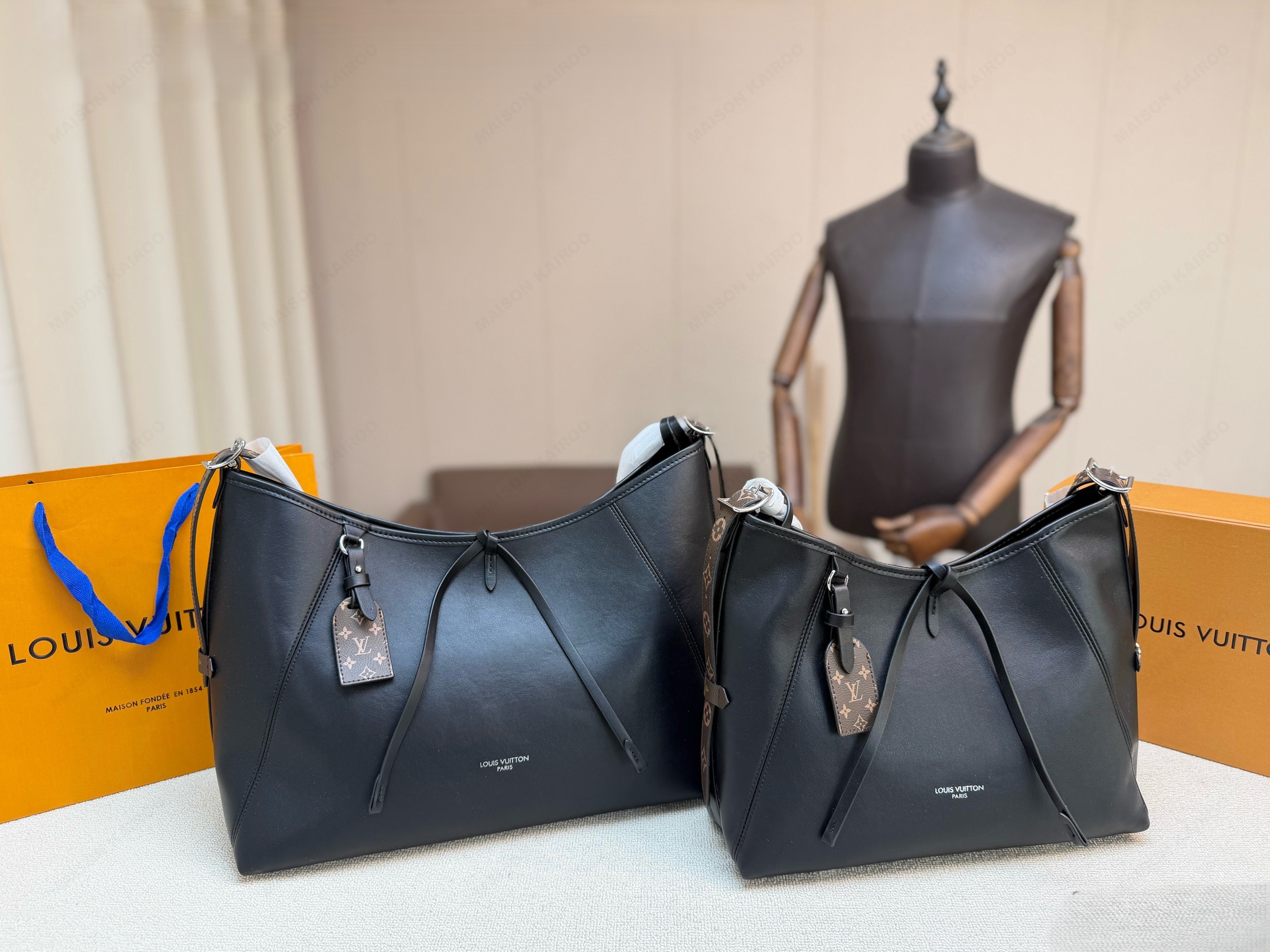 Louis Vuitton LV CarryAll Vibe BB/PM/GM Black Leather Monogram Strap Hobo Shoulder Bag - KAIROO