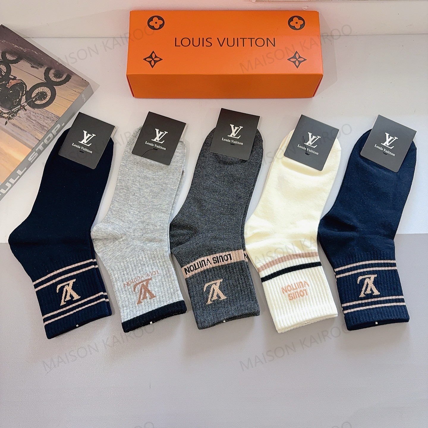 Louis Vuitton LV Socks 5-Pack - KAIROO