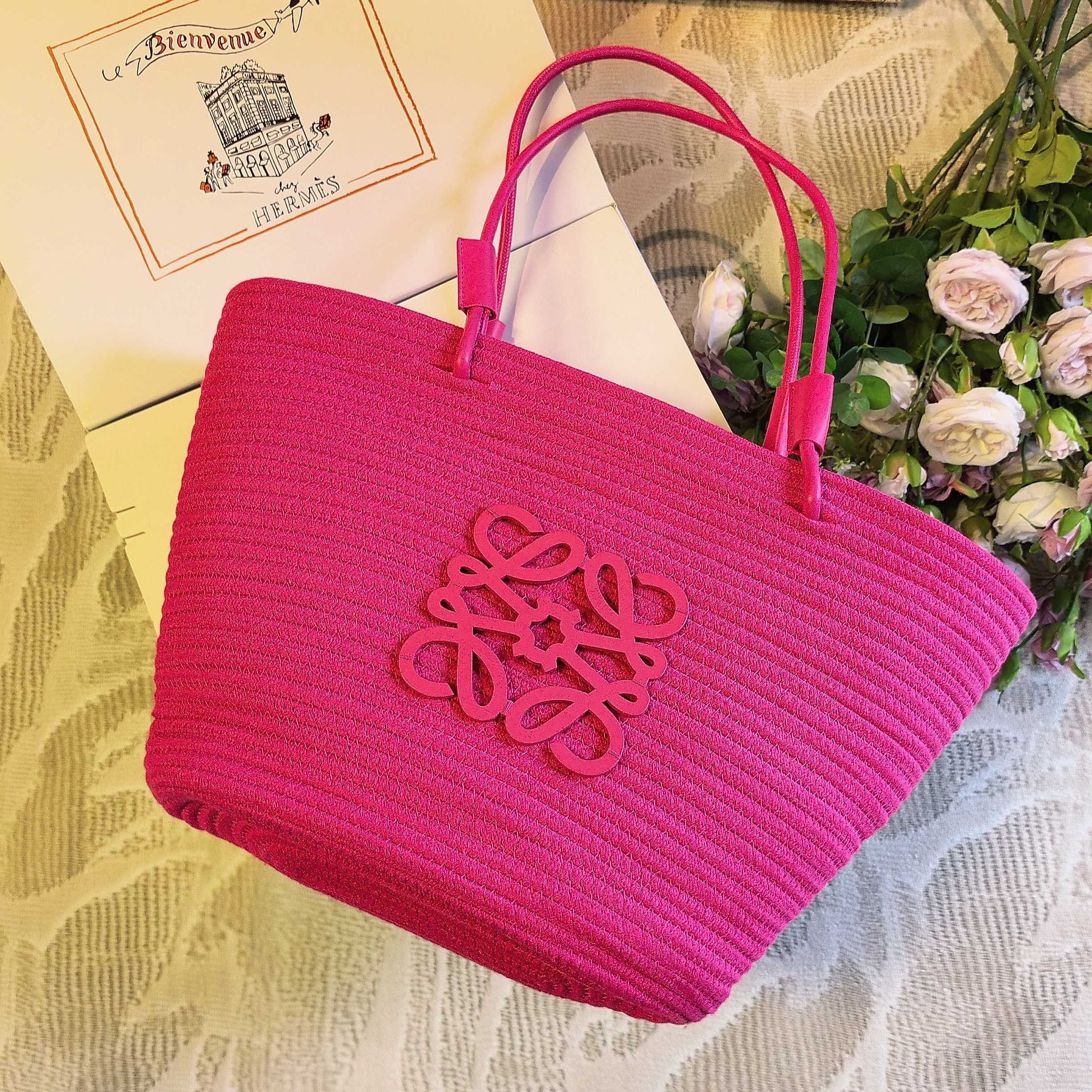 Loewe Paula's Ibiza Small Fuchsia Hand-woven Iraca Palm Leather Anagram Tote Basket Bag - KAIROO