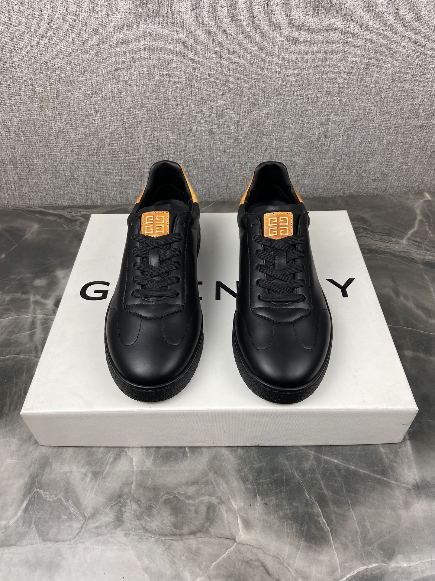 Givenchy Town Sneaker