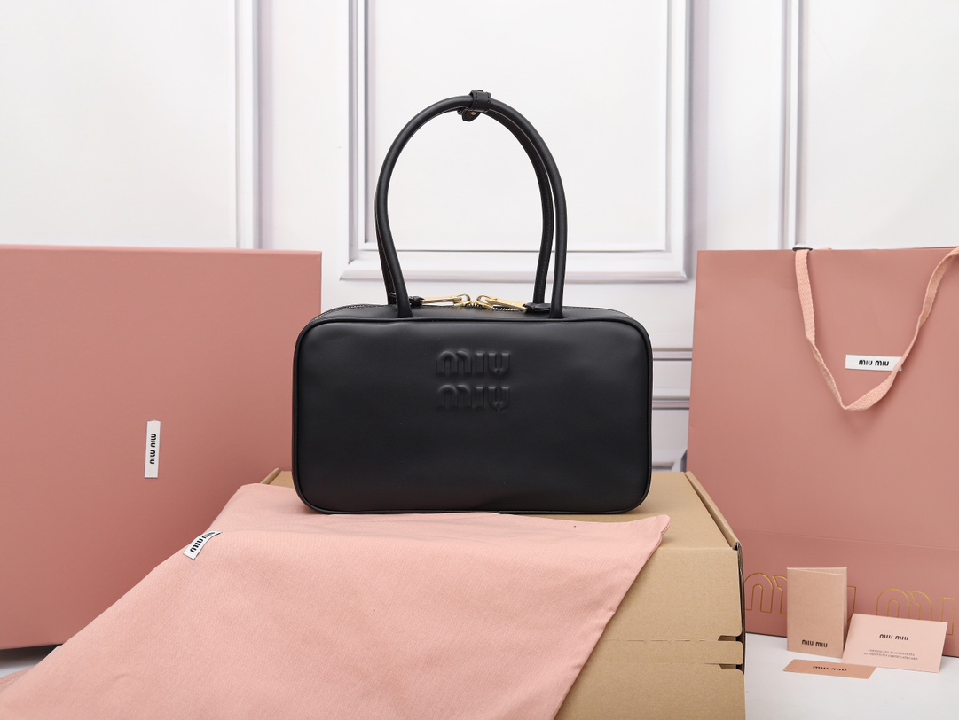 Miu Miu Medium Black Beau Boston Leather Bag 5BB172