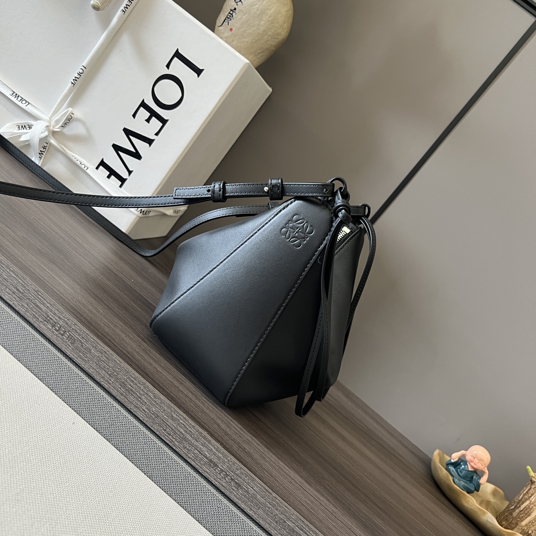 Loewe Hammock Hobo Bag in Classic Calfskin-Black