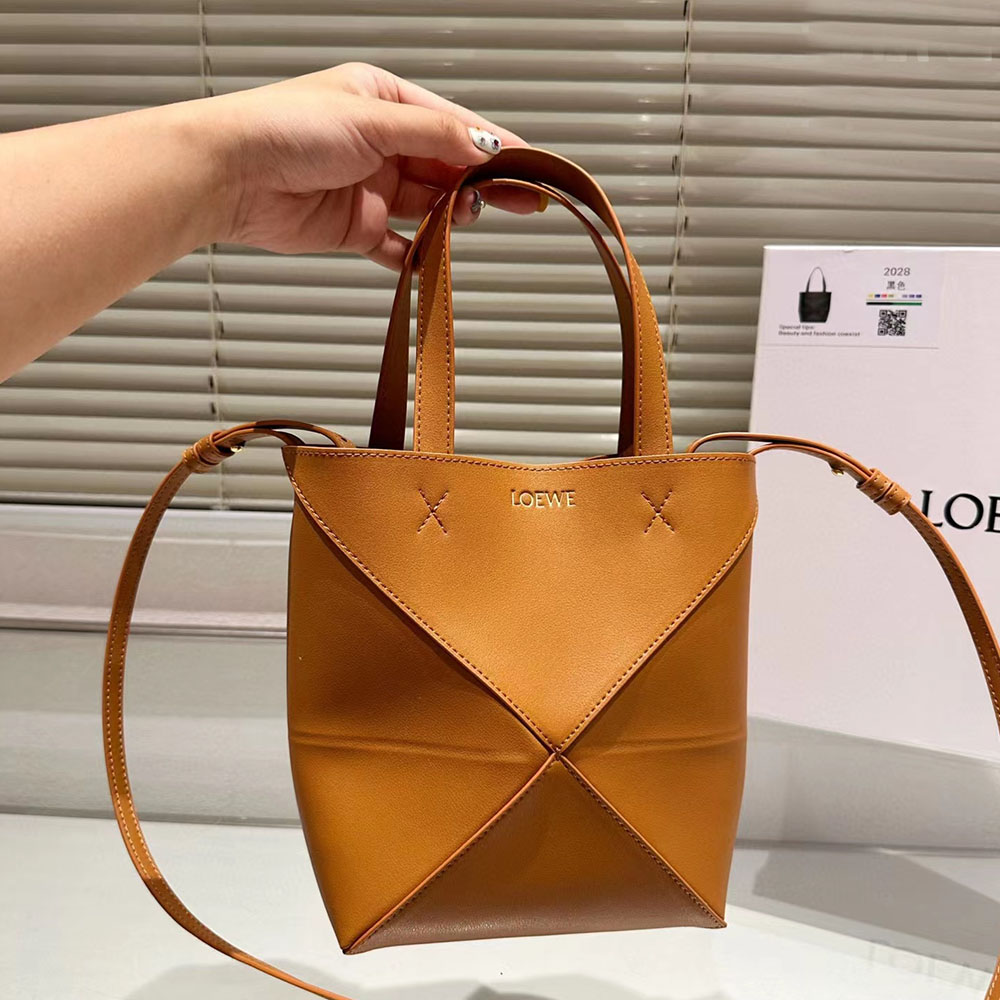 Loewe Puzzle Fold Tote Calfskin handbag