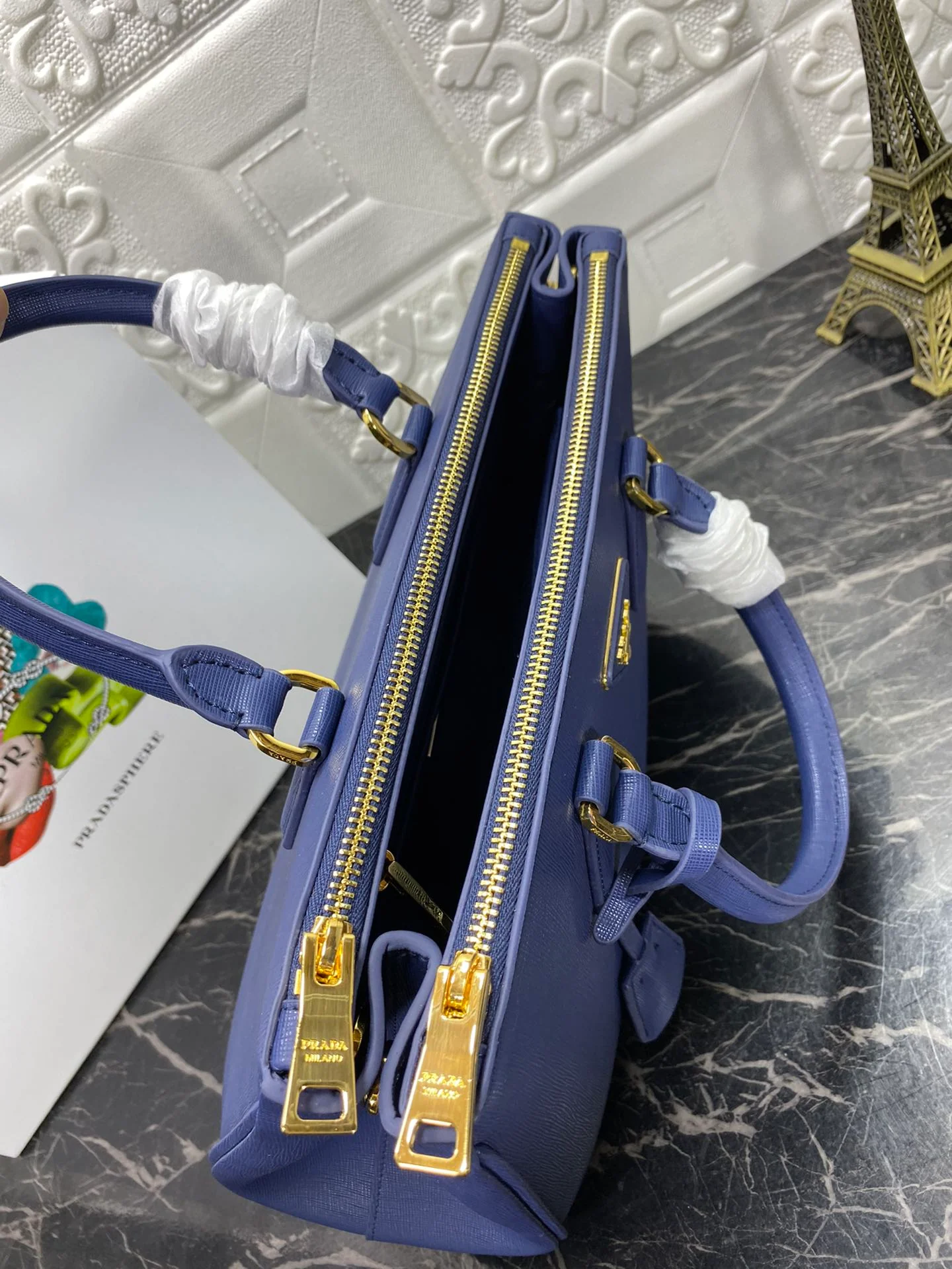 Prada GALLERIA 32 BAG IN NAVY BLUE SAFFIANO LEATHER