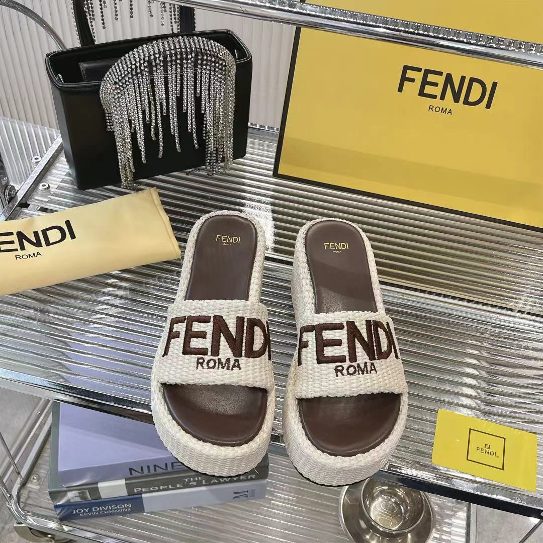 Fendi White Open Toe Fendi Roma Embroidered Raffia Weave Wedge Platform Slippers - KAIROO