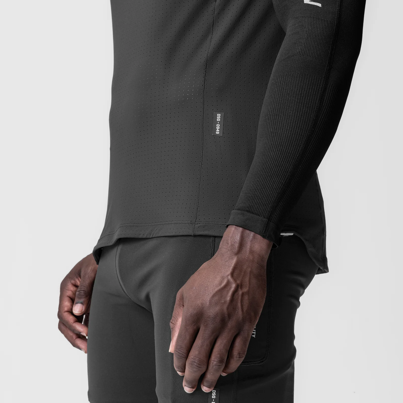 0949. Laser-Vent Singlet Tank - Space Grey