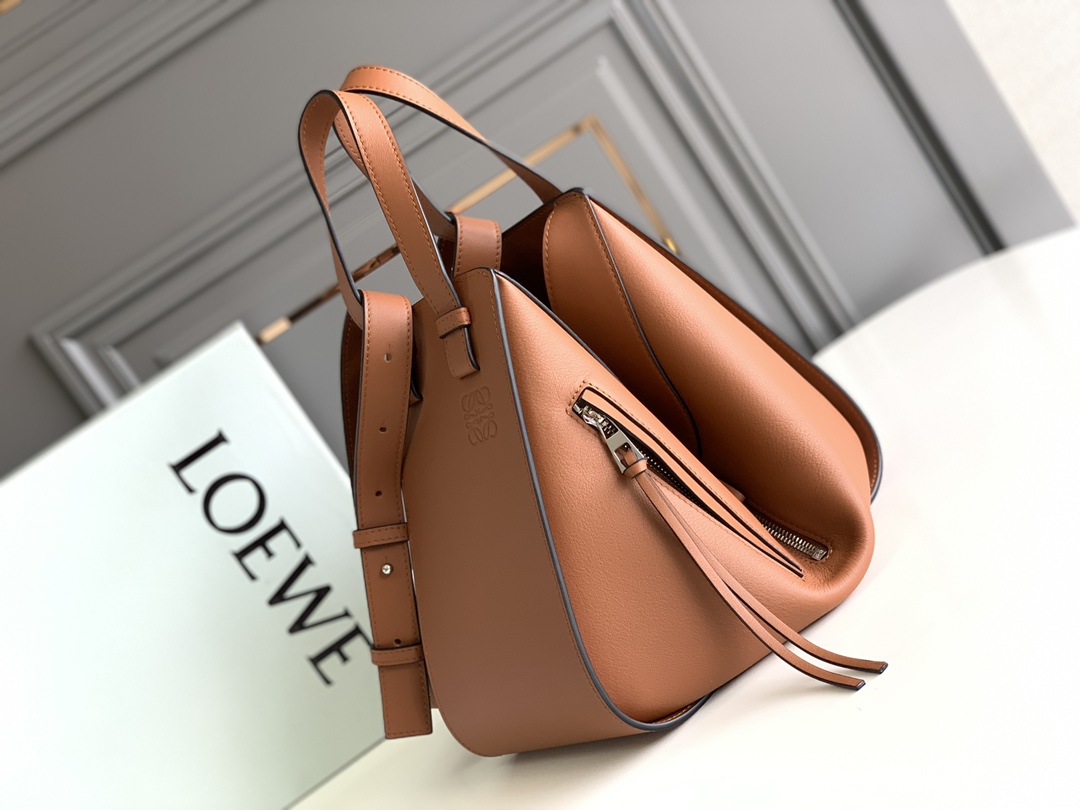 Loewe Small Hammock in Classic Calfskin-Brown