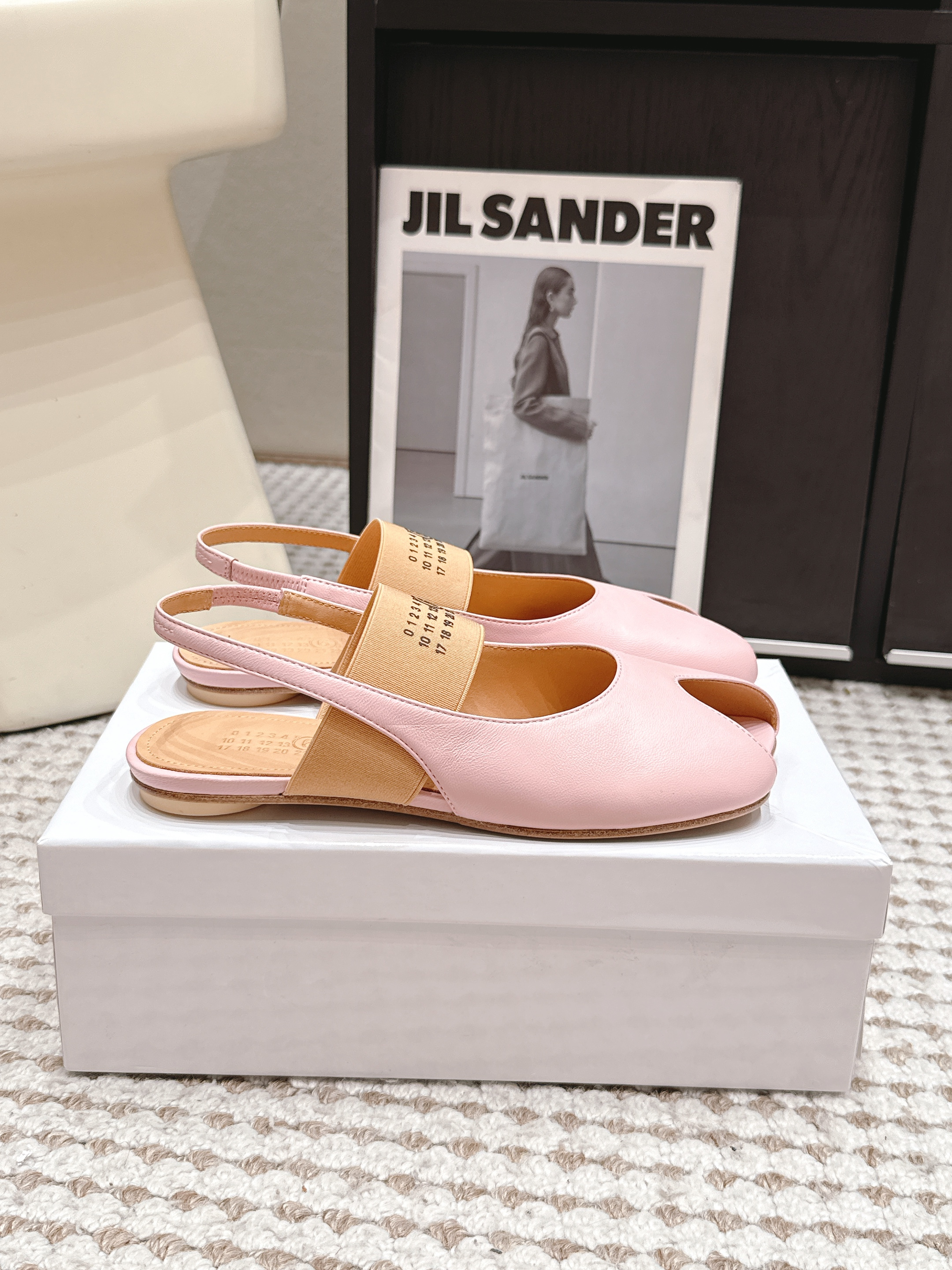Maison Margiela Tabi Flat Singback Sandal