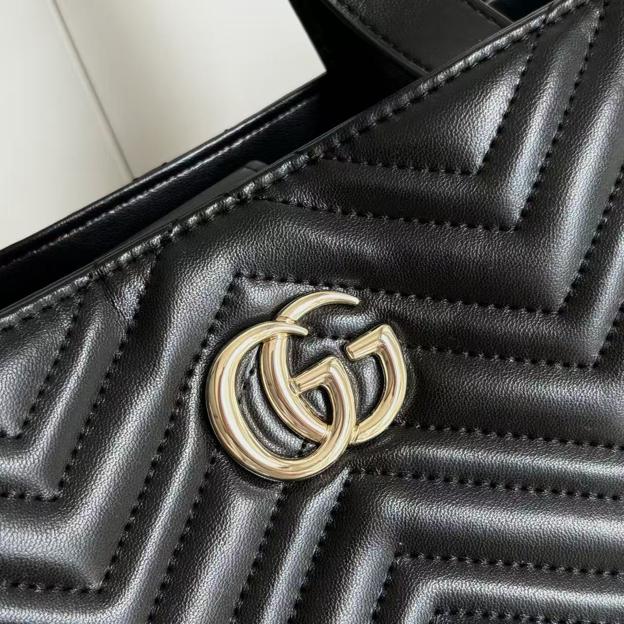Gucci new shoulder bag/handbag