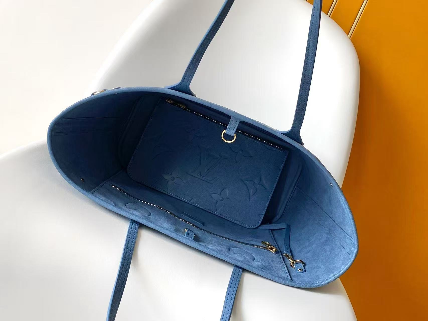 Louis Vuitton LV 2026 M46482 Hazy Blue Neverfull Bag
