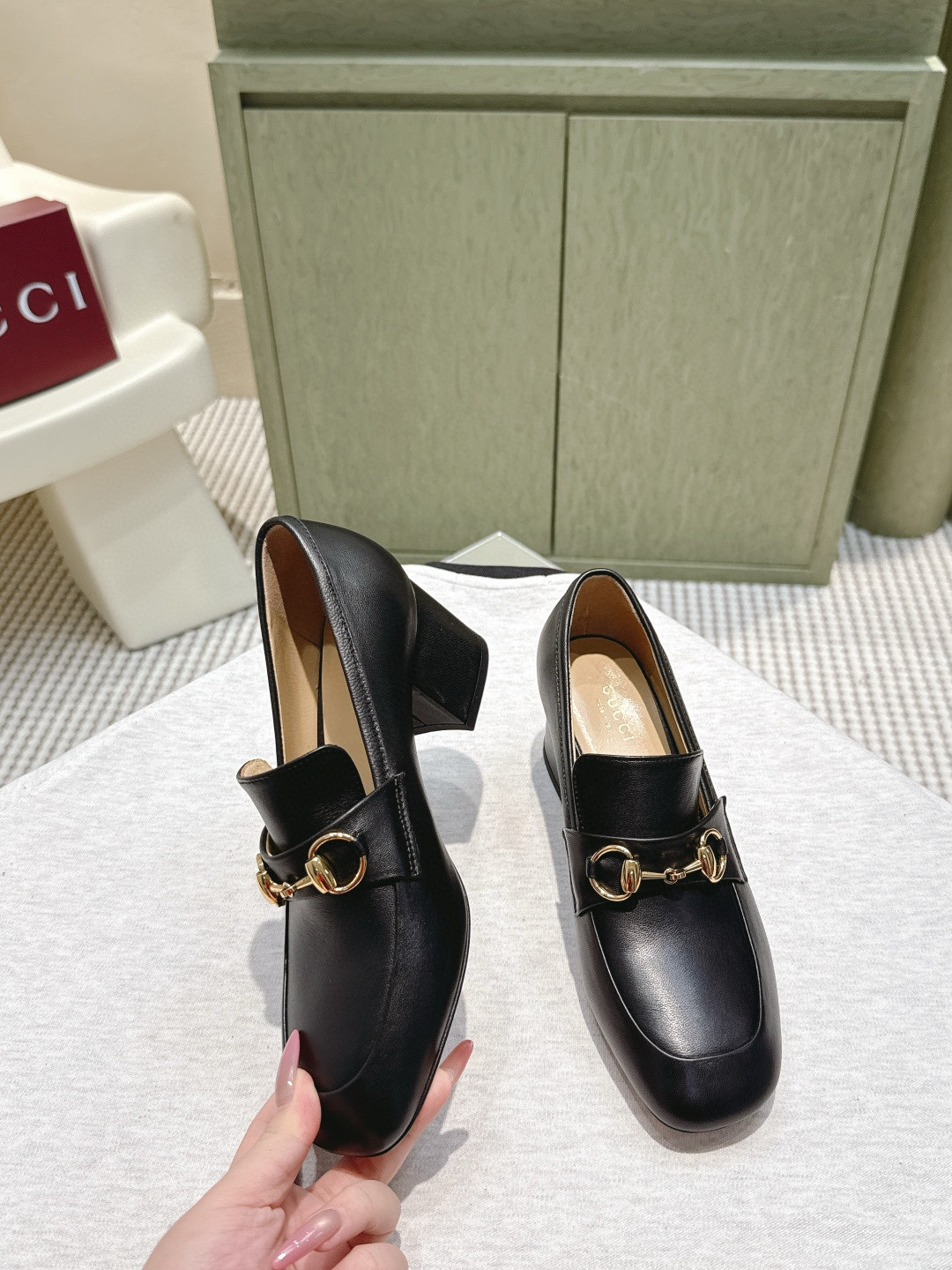 Women's Gucci loafer pump with Horsebit
