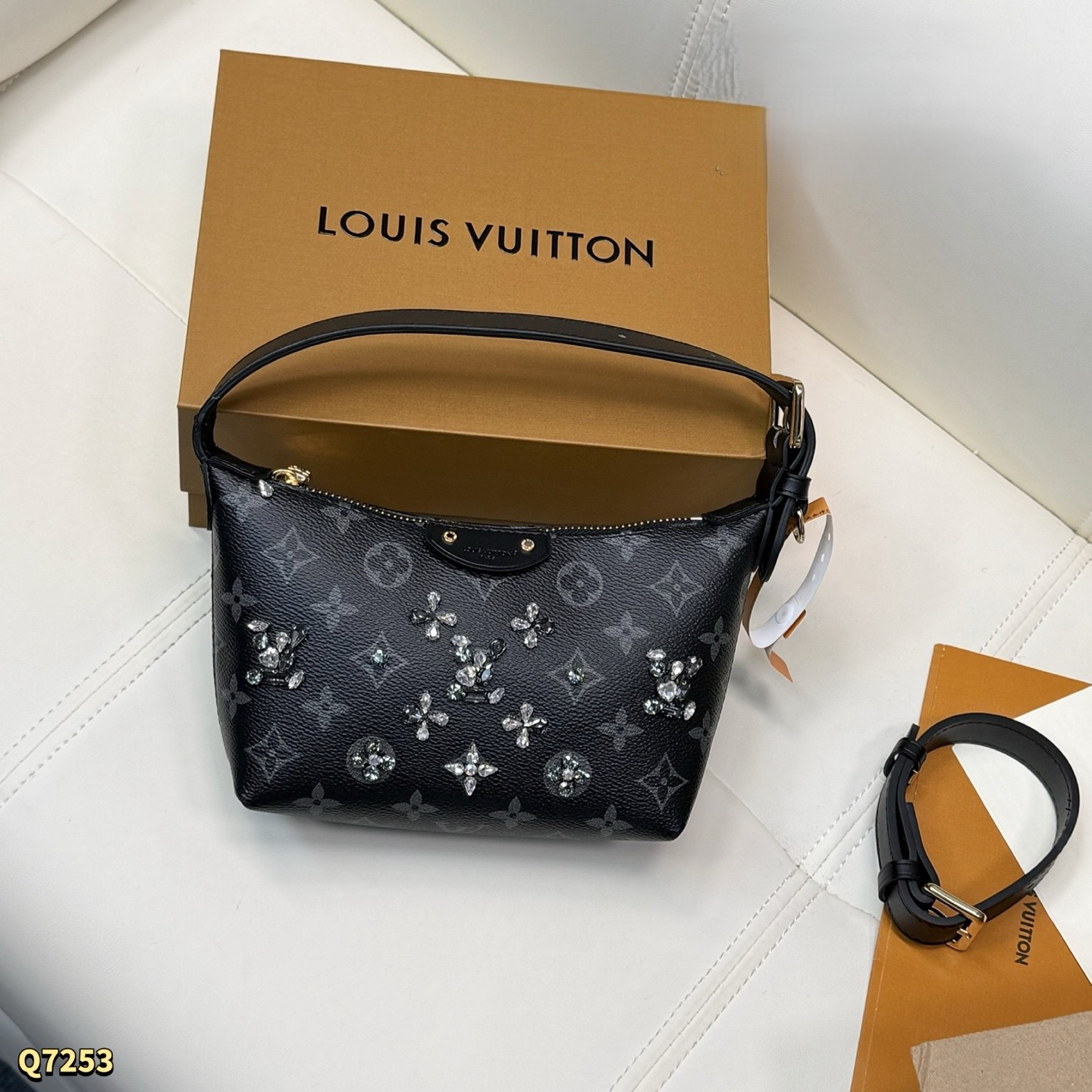 Louis Vuitton LV Boulogne Pochette Black Monogram Crystal Embellished Leather Hobo Lunch Box Shoulder Bag - KAIROO