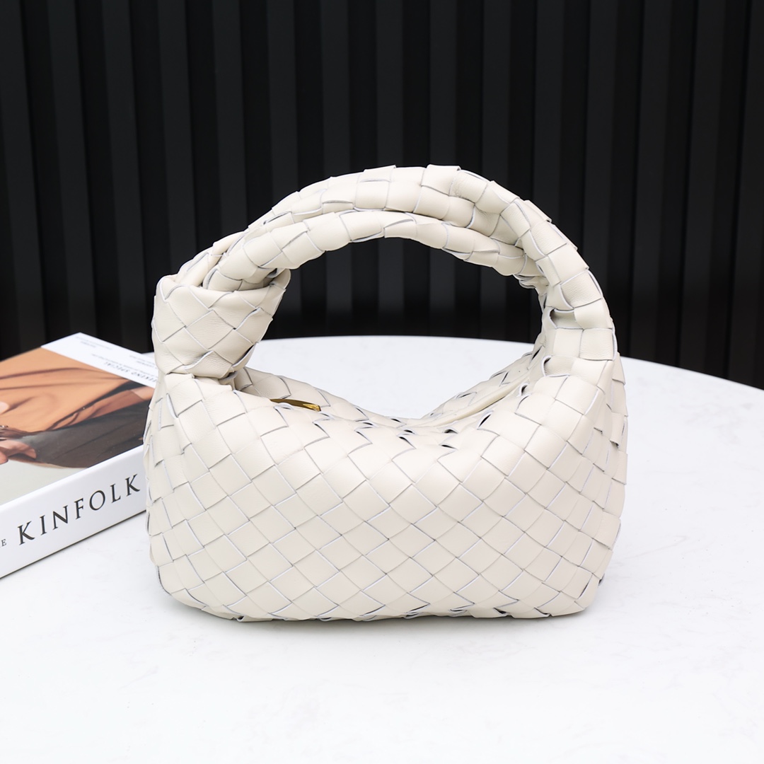 Bottega Veneta Mini Jodie in Chalk Intrecciato leather