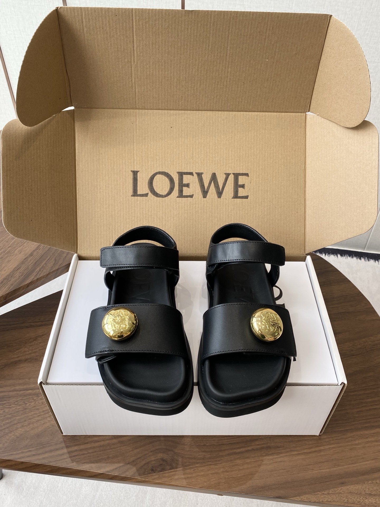 Loewe pebble Sandal