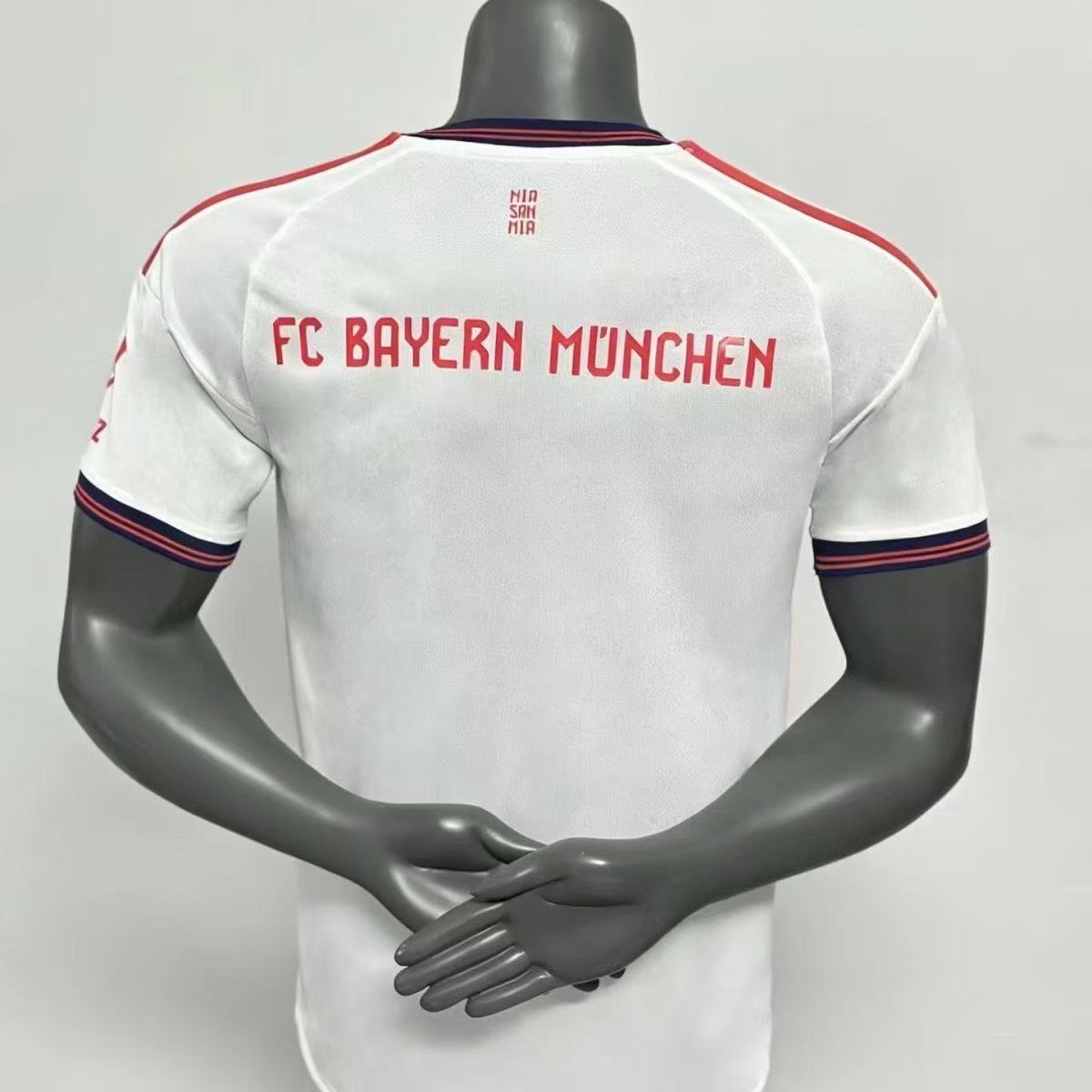 26-27 Player Version Bayern München  Men Jersey Away S-4XL Red