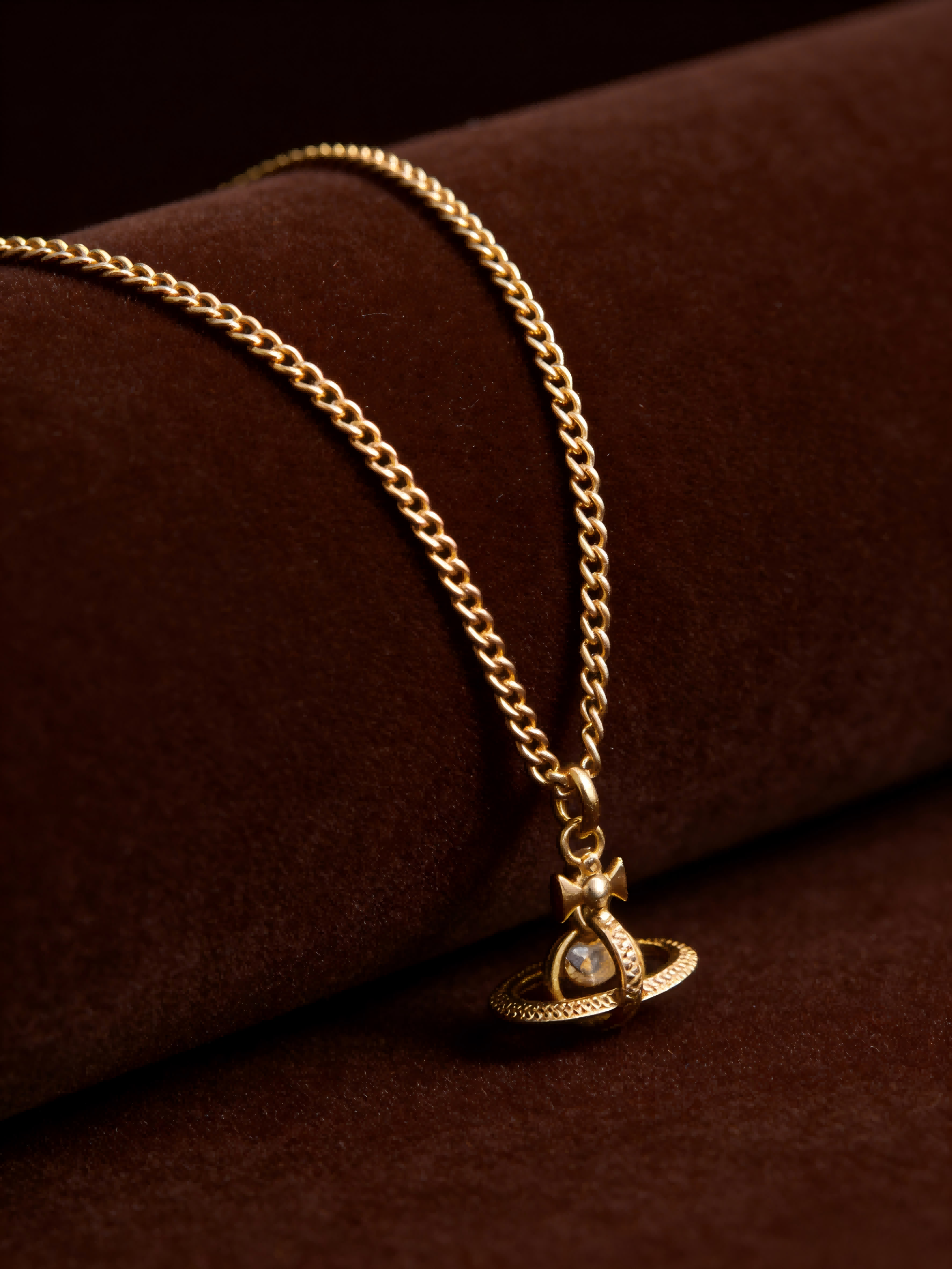 Trendy Gold Planet Pendant Necklace for Women – Dainty Chain with Pearl Accent, Y2K Aesthetic Jewelry for Party & Daily Wear