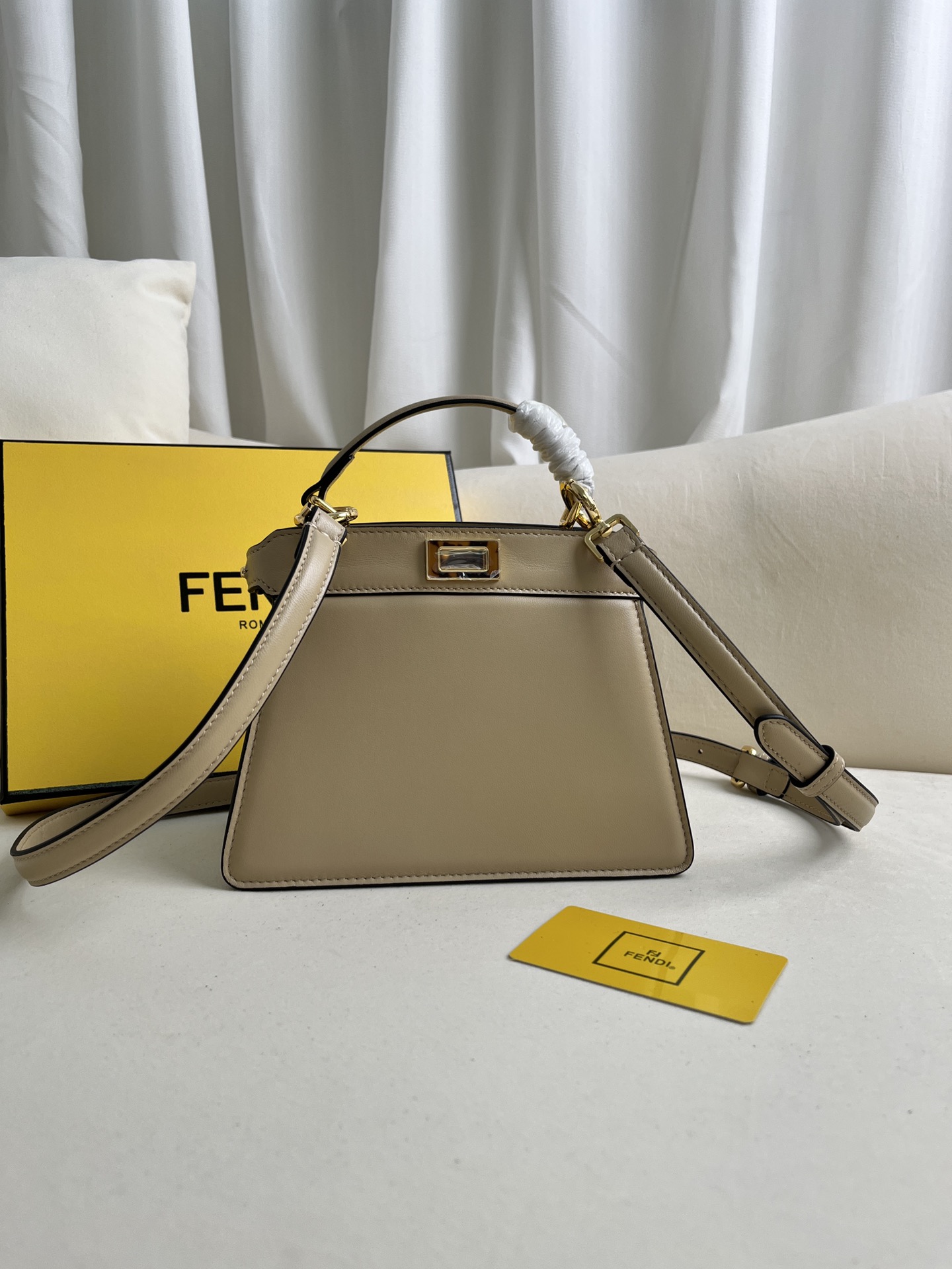 Fendi Iconic Peekaboo ISeeU Mini Leather Bag-Grey