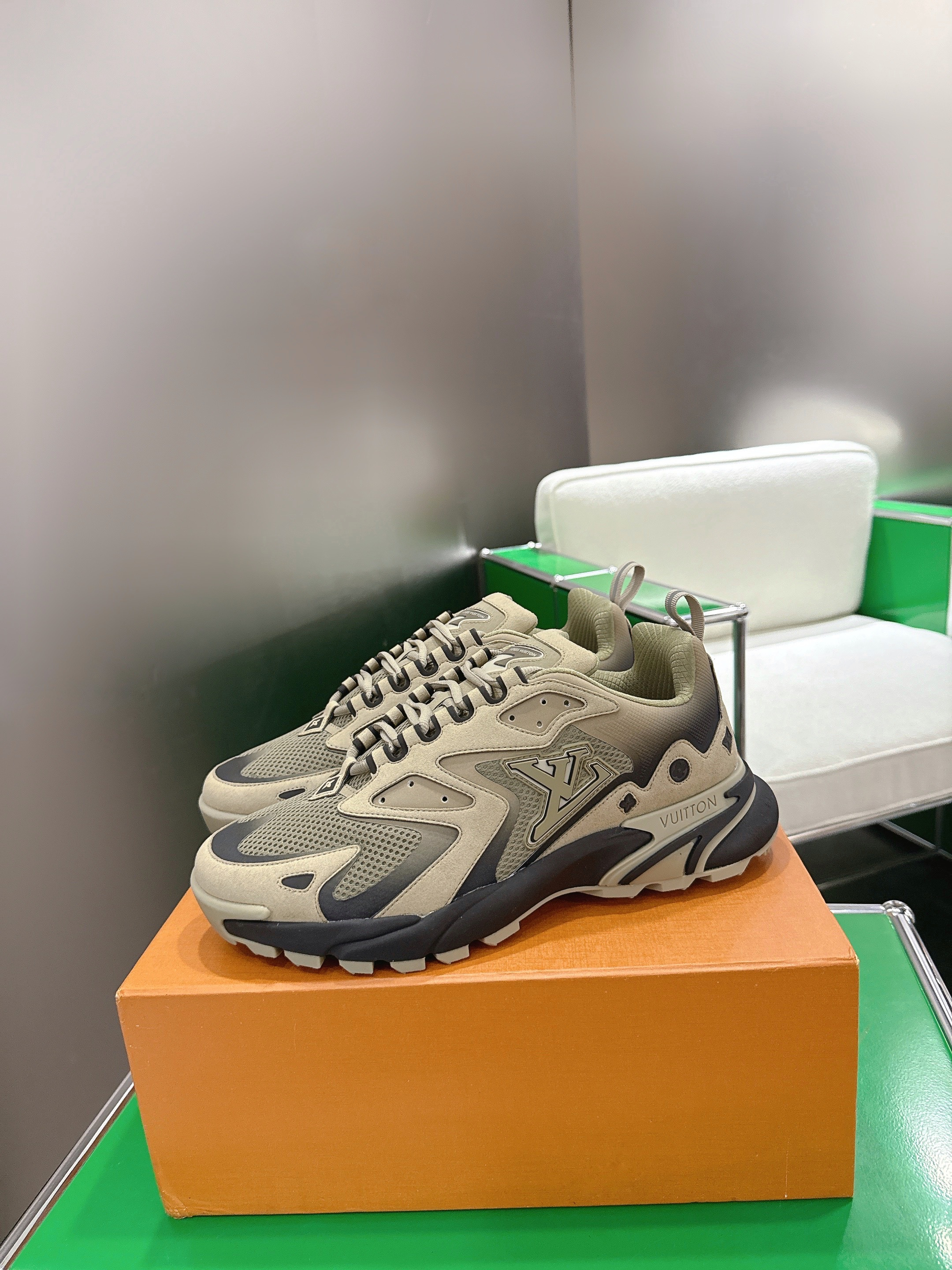Louis Vuitton Men's LV Tatic Run Sneaker
