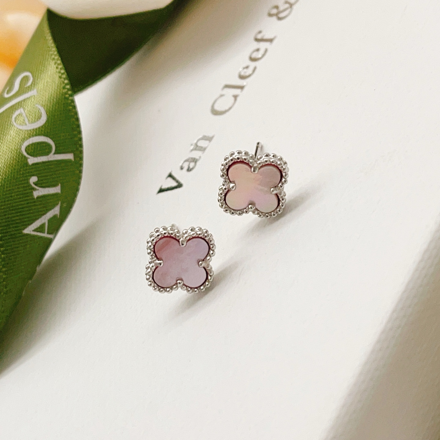 Van Cleef Fashion Mini Earrings 0.9cm