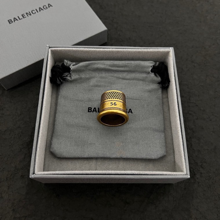 Balenciaga Ring