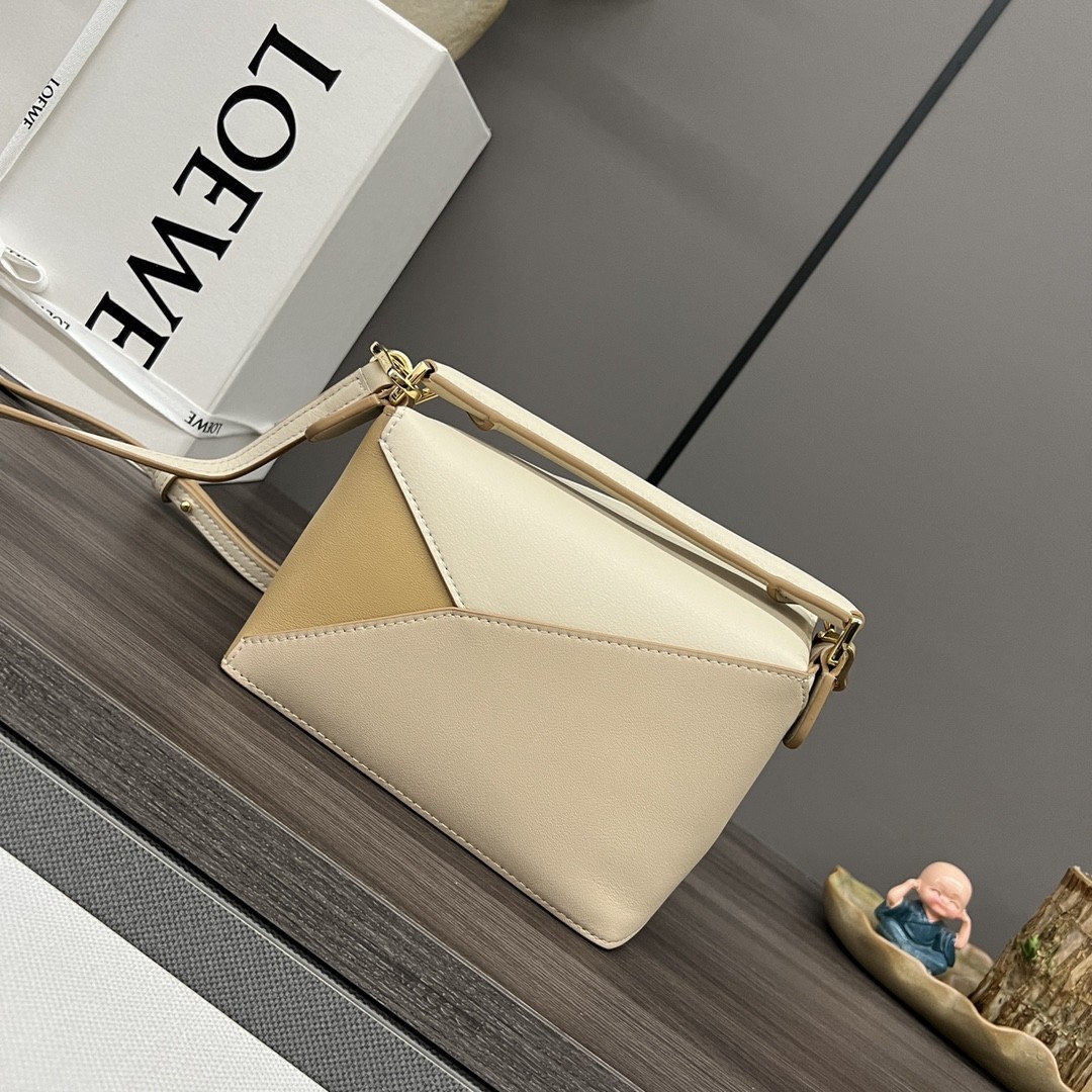Loewe Mini Sand Colorblock Puzzle Geometric Edge Smooth Leather Colorblock Handle Shoulder Bag - KAIROO