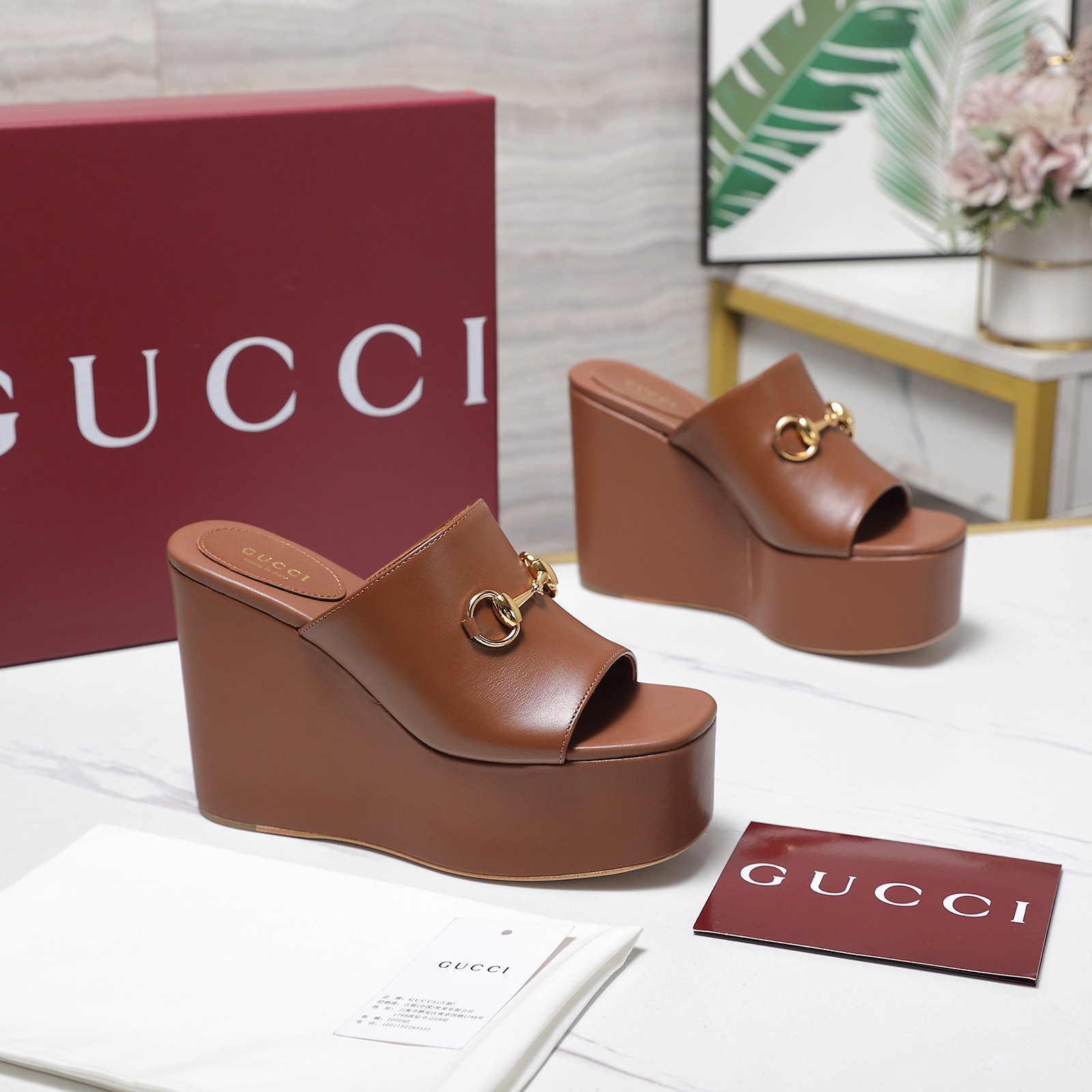 Women's Gucci GG Platform Mule