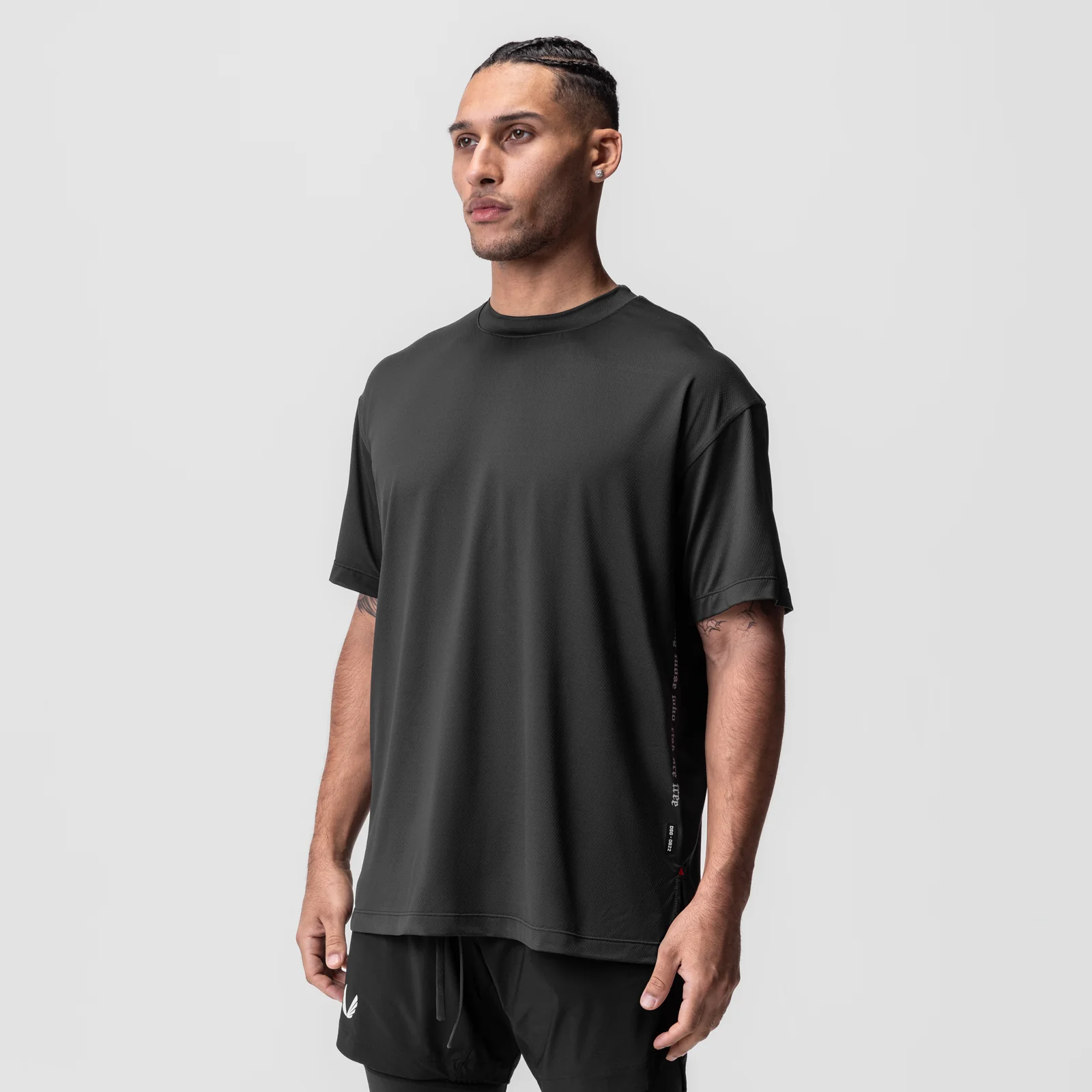 0822. AeroSilver Oversized Tee - Black 