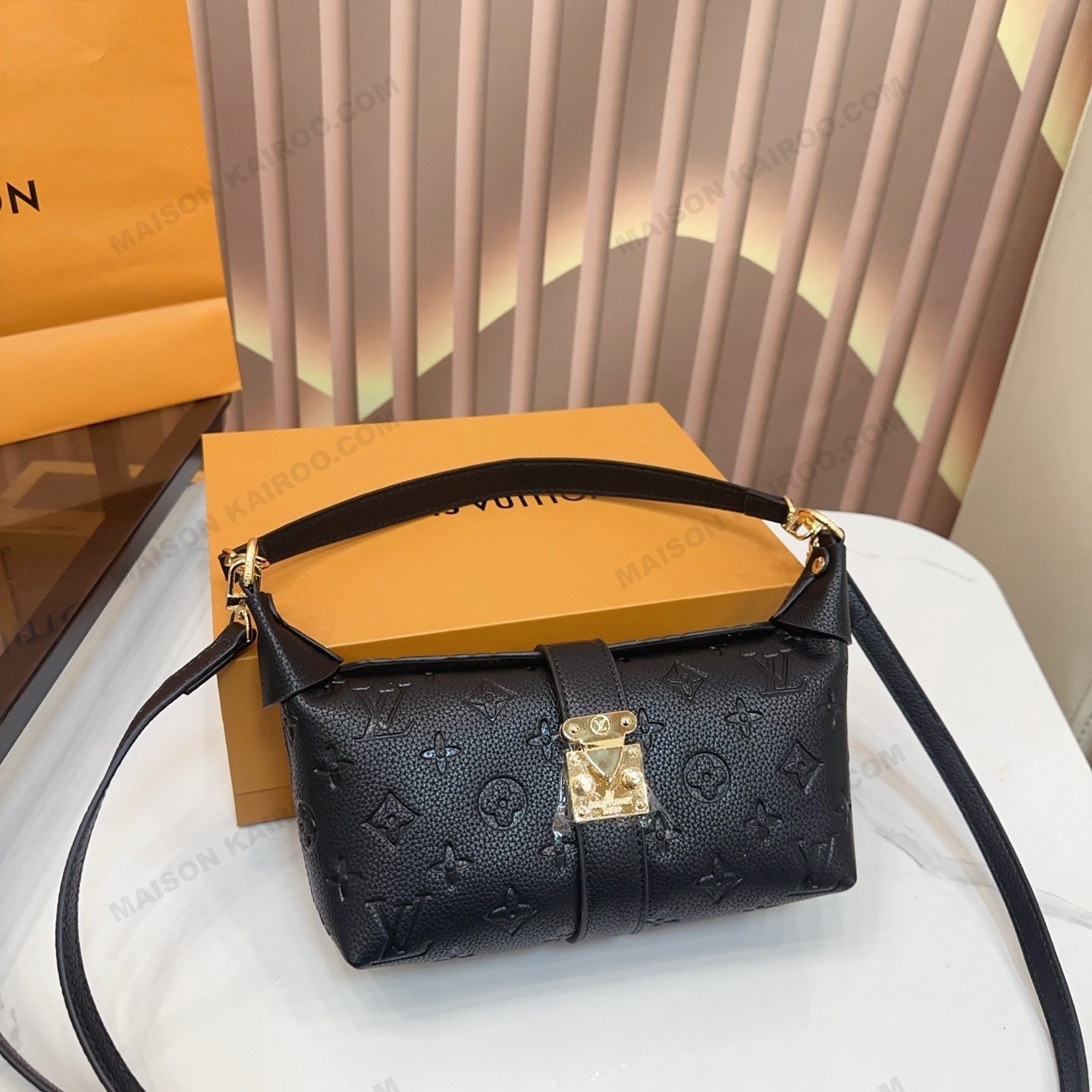 Louis Vuitton LV Pochette Mia Black Monogram Empreinte Leather S-Lock Baguette Hobo Croissant Shoulder Bag - KAIROO