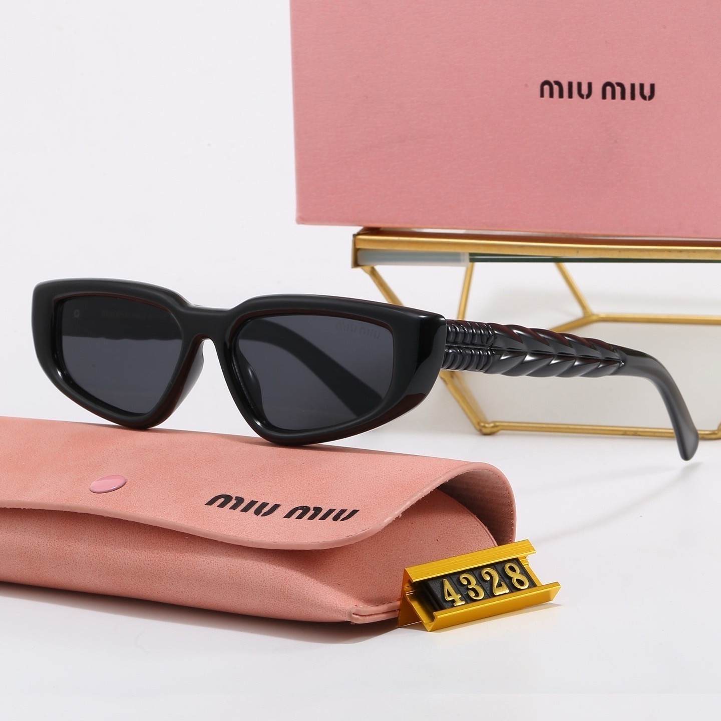 Miu Miu Matelasse Textured Retro Cat Eye Oversized Sunglasses - KAIROO