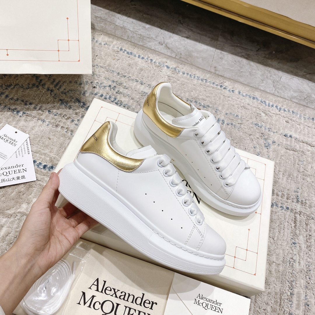 Alexander McQueen Oversized Unisex Sneaker