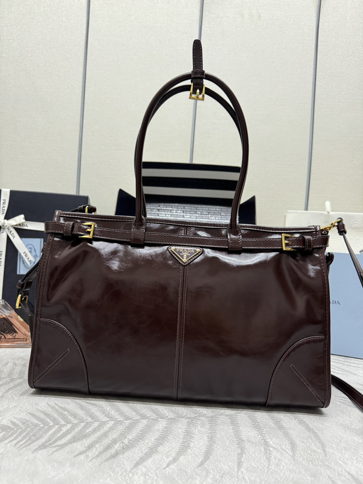 Prada Bonnie large leather handbag-Dark brown 1BA433
